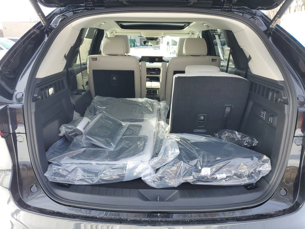 New 2026 MAZDA CX-90 3.3 Turbo w/ Premium Plus Pkg image 8