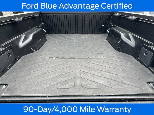 Used 2017 Toyota Tacoma TRD Off-Road w/ Tow Package image 7