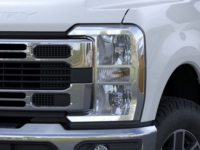 New 2025 Ford F350 XLT image 19