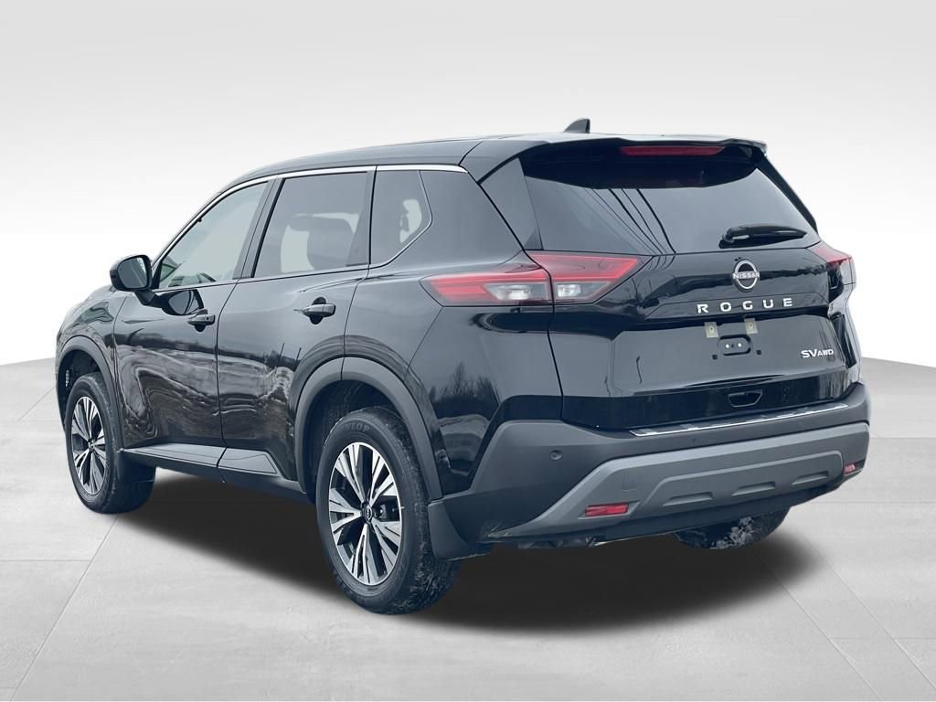 Certified 2022 Nissan Rogue SV FWD image 5