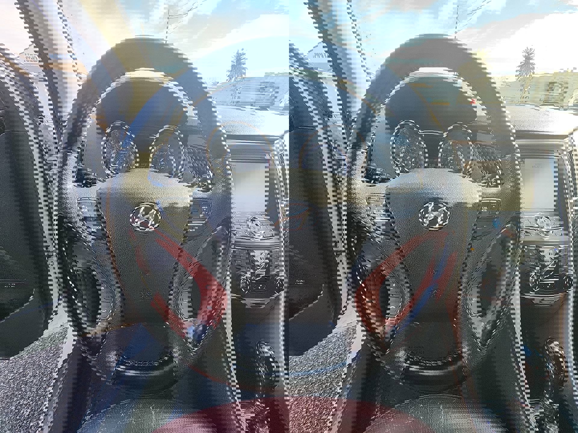 Used 2013 Hyundai Sonata Limited w/ Premium Pkg image 11