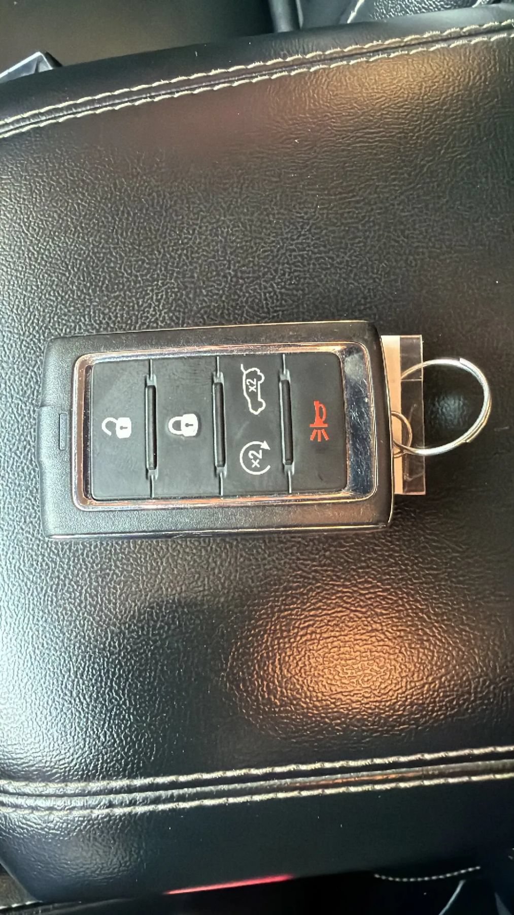 Used 2023 Jeep Grand Cherokee L Limited AWD/4WD image 30