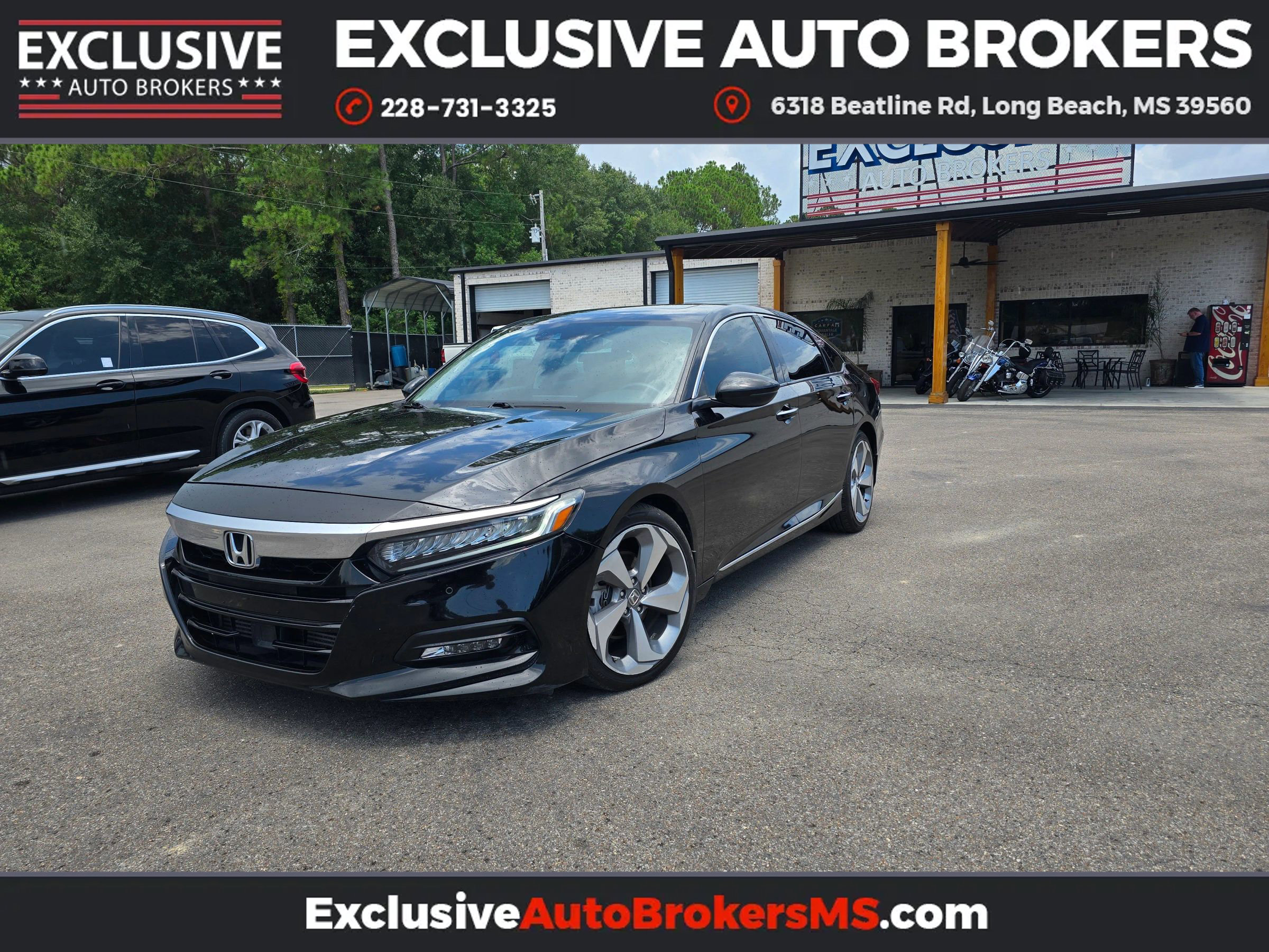 Used 2018 Honda Accord Touring image 4