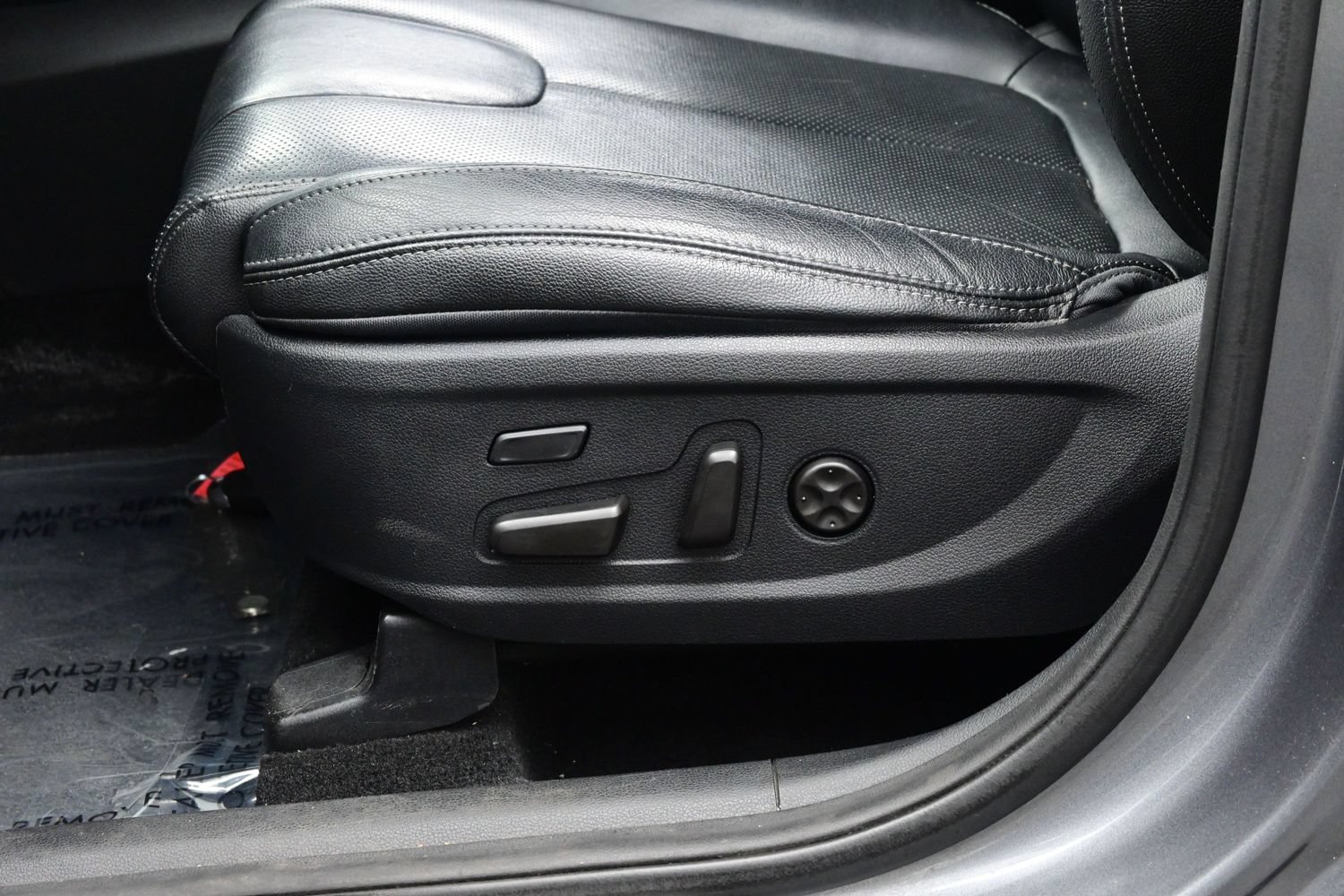 Used 2019 Hyundai Santa Fe AWD image 11