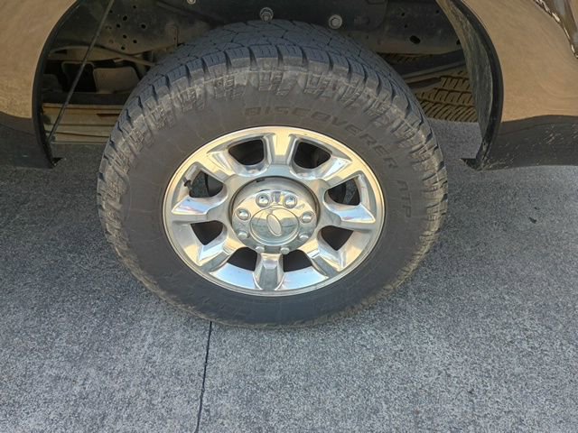 Used 2013 Ford F250 Lariat w/ Lariat Interior Pkg image 13