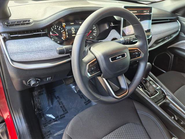 Used 2023 Jeep Compass Sport AWD/4WD image 10