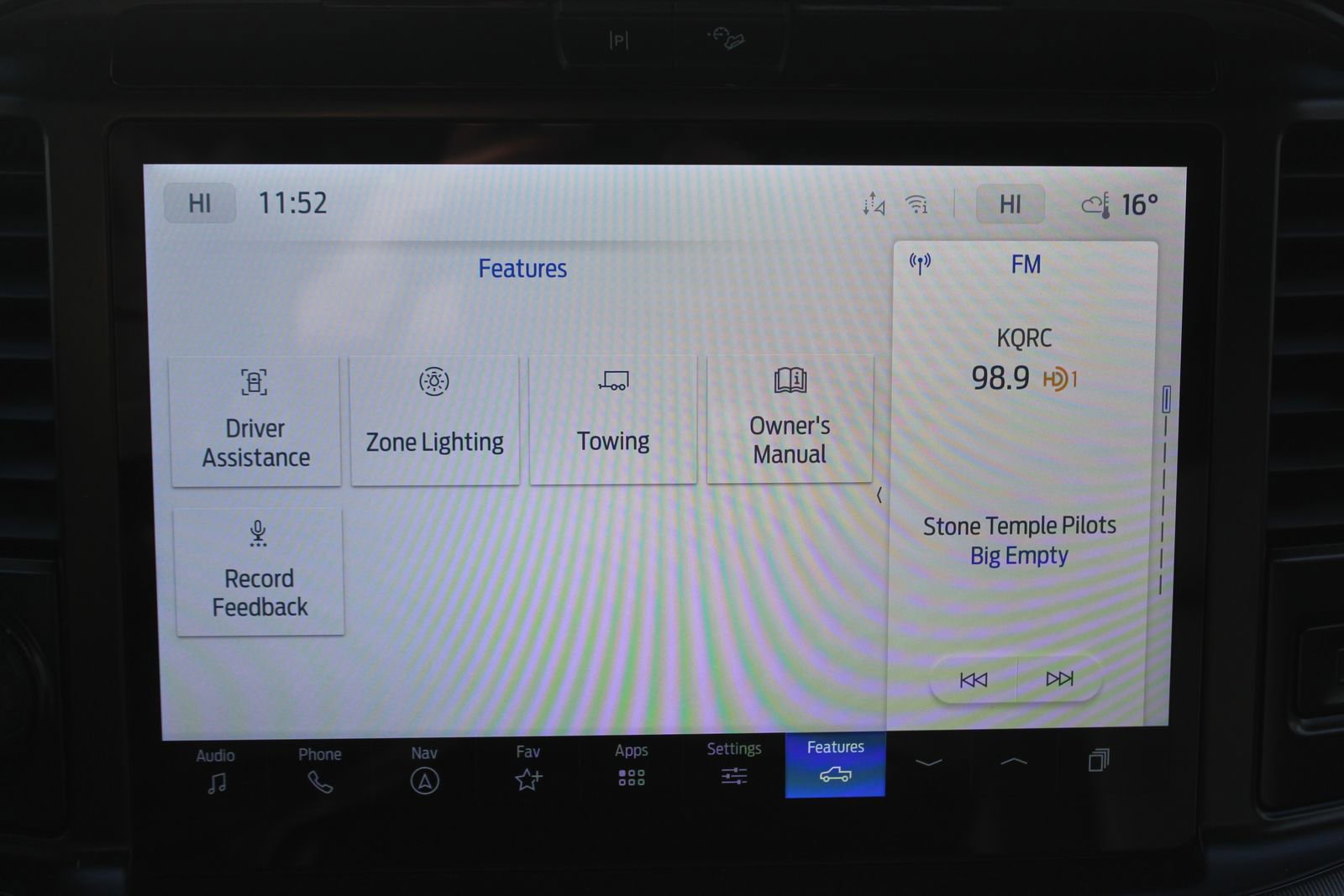 New 2025 Ford F150 Lariat w/ Equipment Group 501A Mid image 48