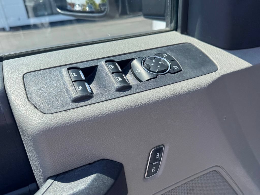 Used 2022 Ford F250 XL w/ Power Equipment Group RWD image 10