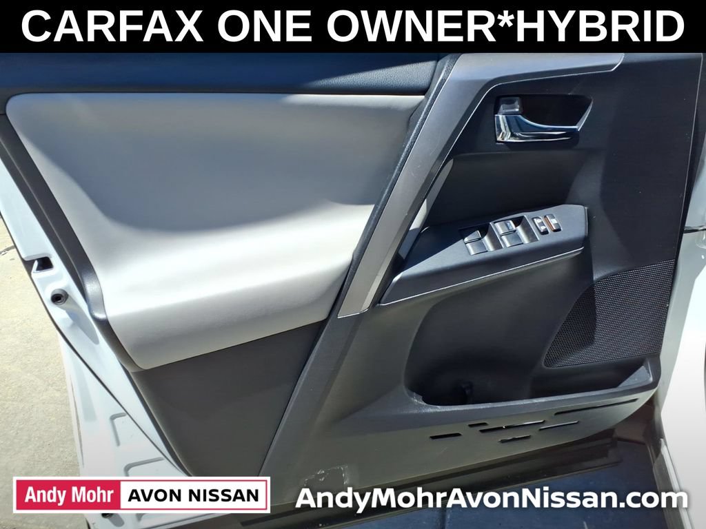 Used 2017 Toyota RAV4 XLE w/ All Weather Liner Package AWD/4WD image 15