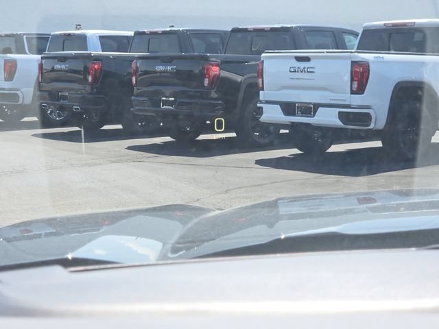 New 2026 GMC Sierra 1500 Denali w/ Denali Reserve Package AWD/4WD image 8