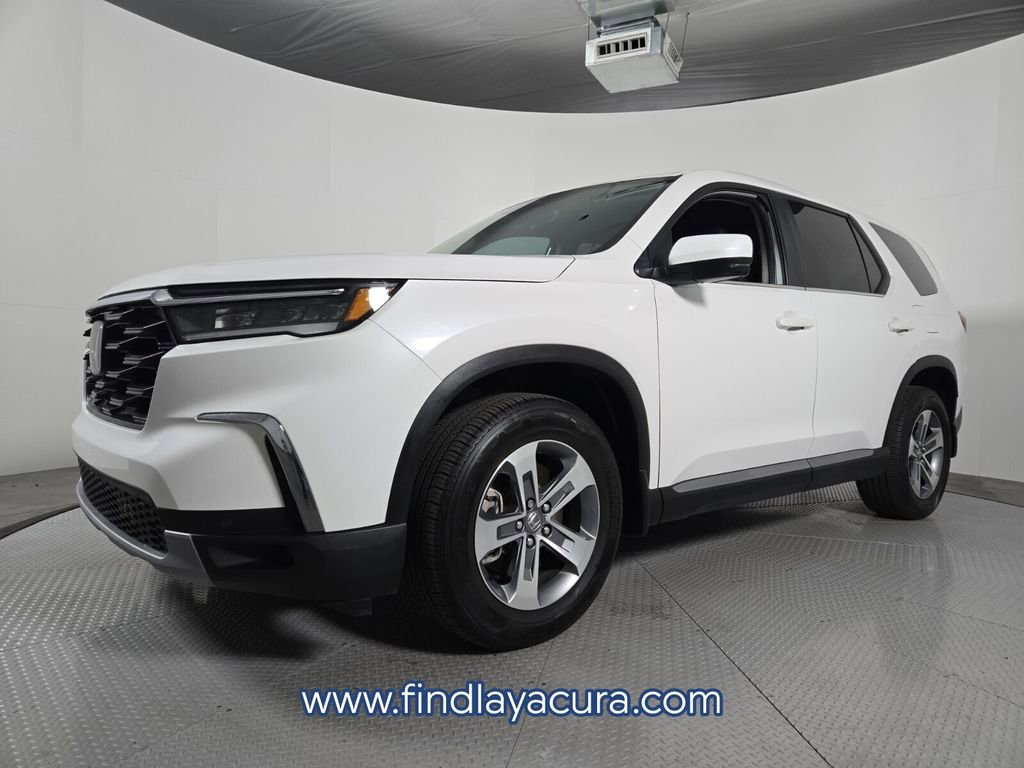 Used 2024 Honda Pilot EX-L image 2