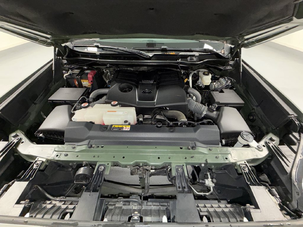 Certified 2022 Toyota Tundra Limited AWD/4WD image 18