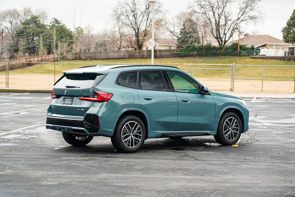 Used 2024 BMW X1 xDrive28i w/ Premium Package image 5