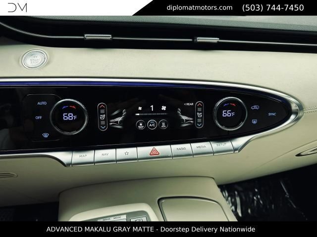 Used 2023 Genesis Electrified GV70 AWD/4WD image 38