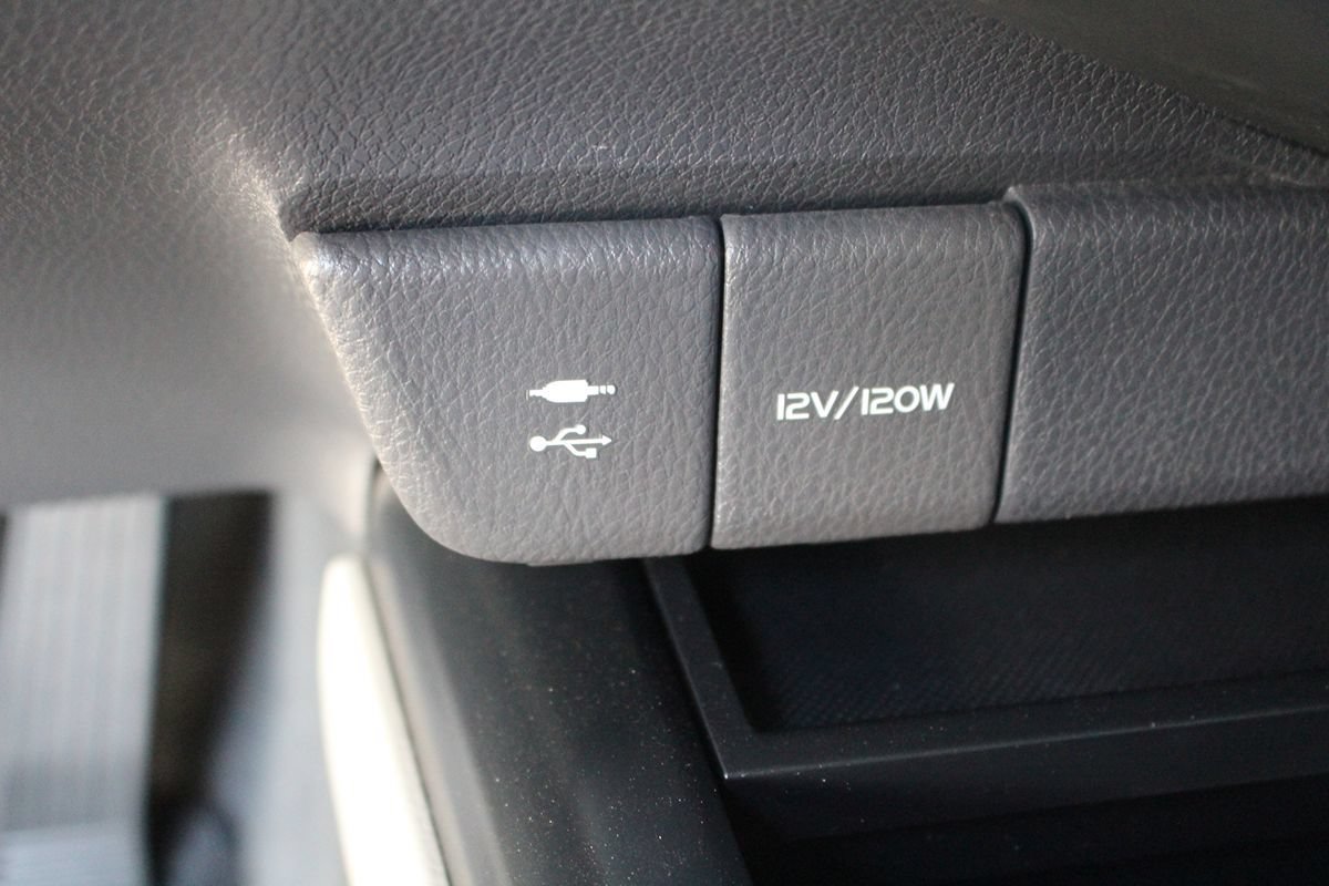 Used 2018 Toyota Camry XLE FWD image 37