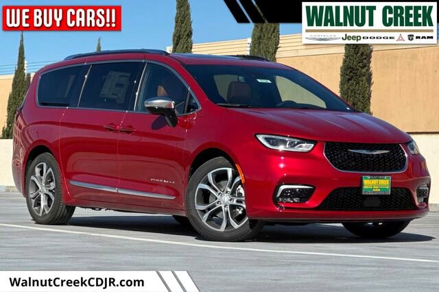 New 2026 Chrysler Pacifica Pinnacle image 1