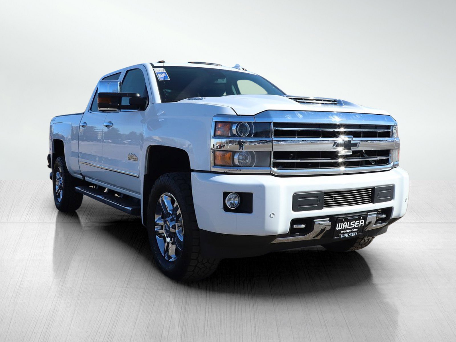 Used 2018 Chevrolet Silverado 2500 High Country w/ Duramax Plus Package image 7