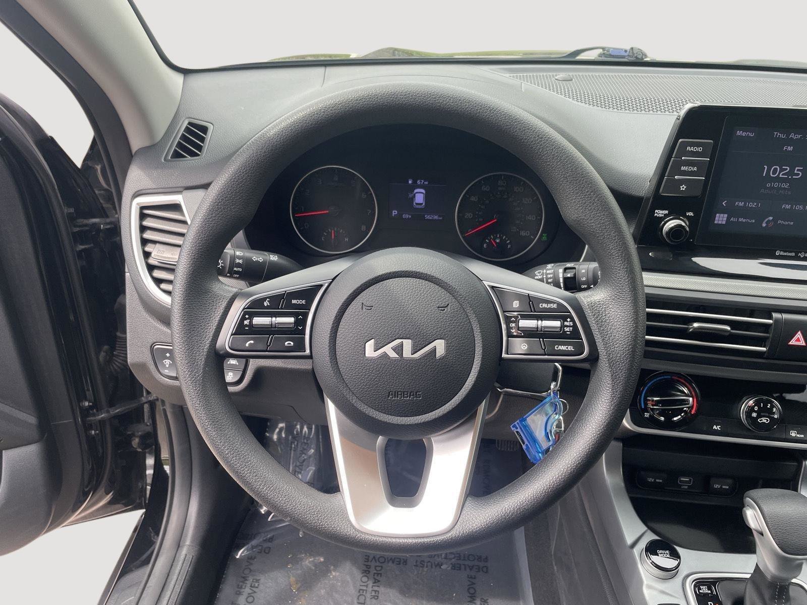 Used 2022 Kia Seltos LX image 20