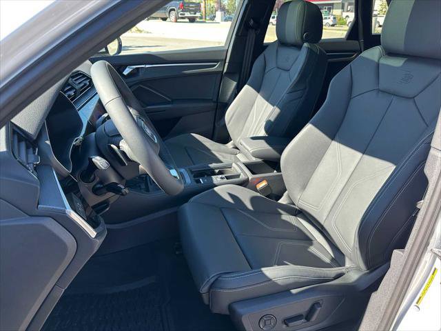New 2025 Audi Q3 2.0T Premium image 21