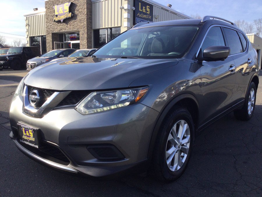 Used 2015 Nissan Rogue SV w/ SV Premium Package