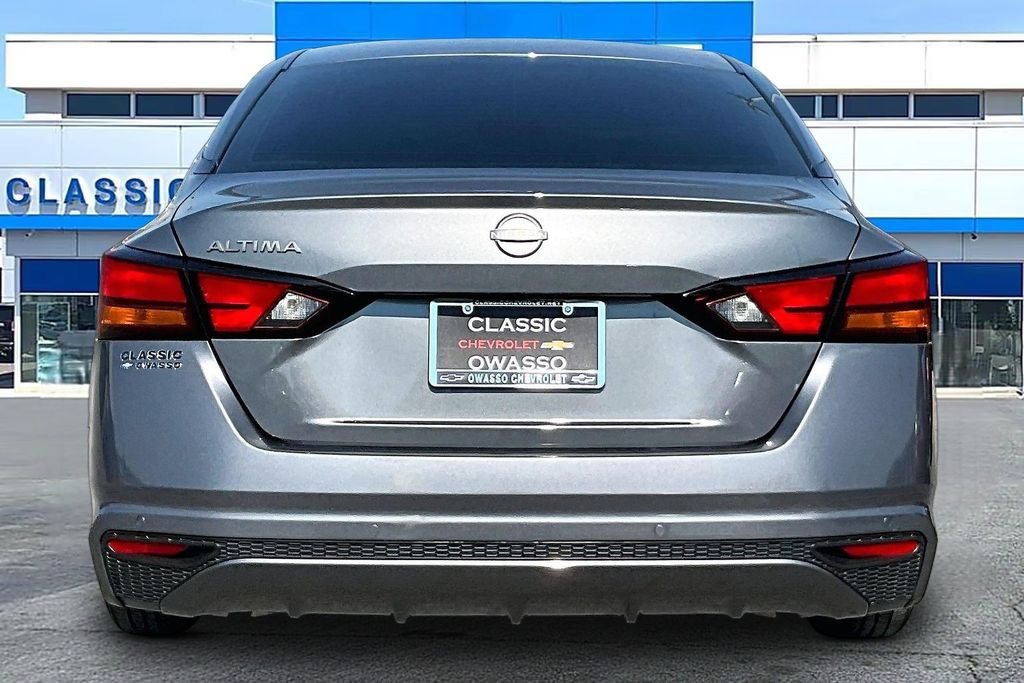 Used 2024 Nissan Altima 2.5 S FWD image 4