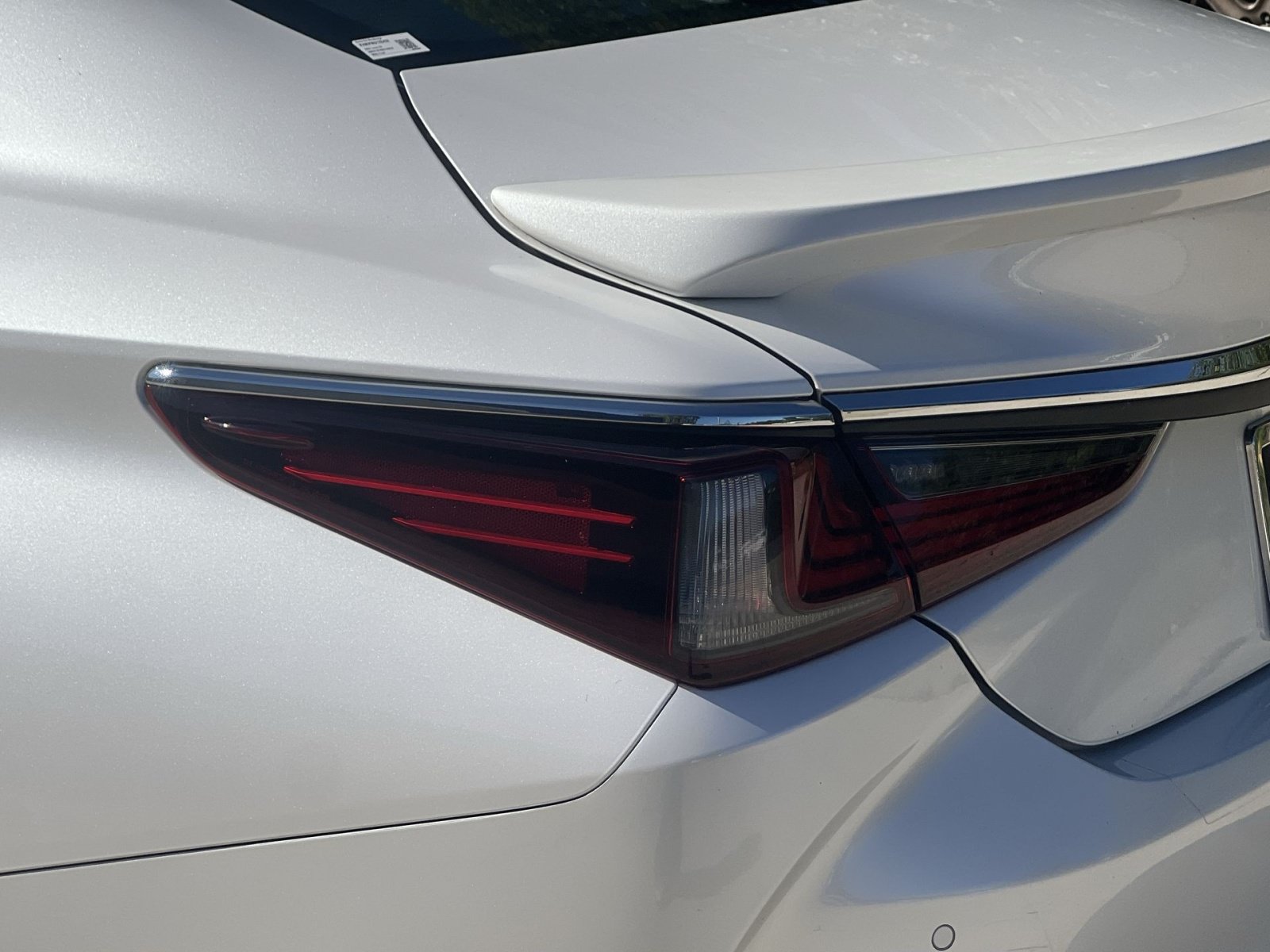 Used 2022 Lexus ES 350 w/ Premium Package FWD image 14
