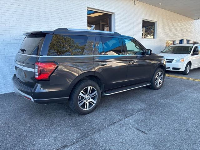 Used 2023 Ford Expedition Limited image 9