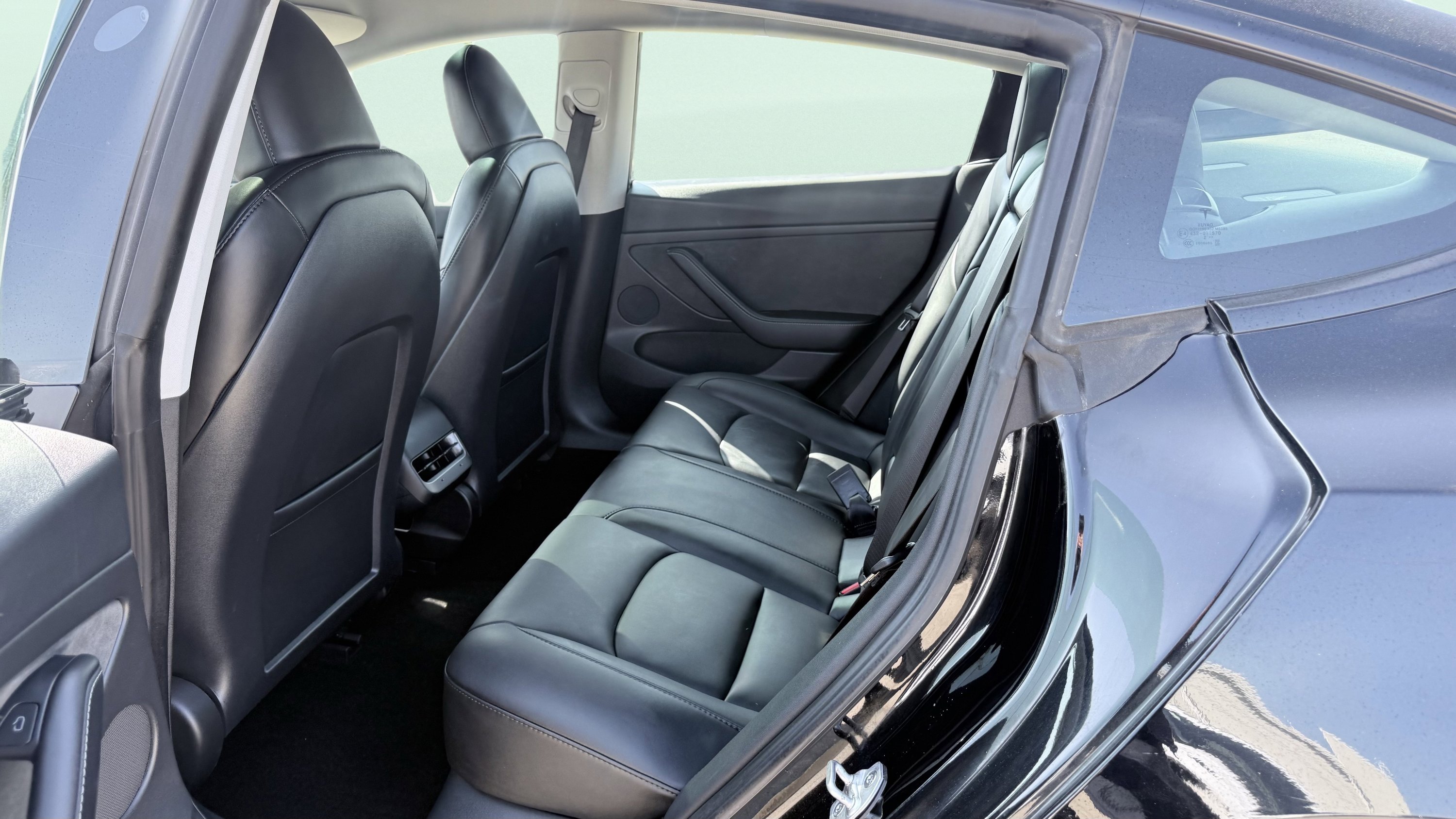 Used 2023 Tesla Model 3 Standard Range image 26