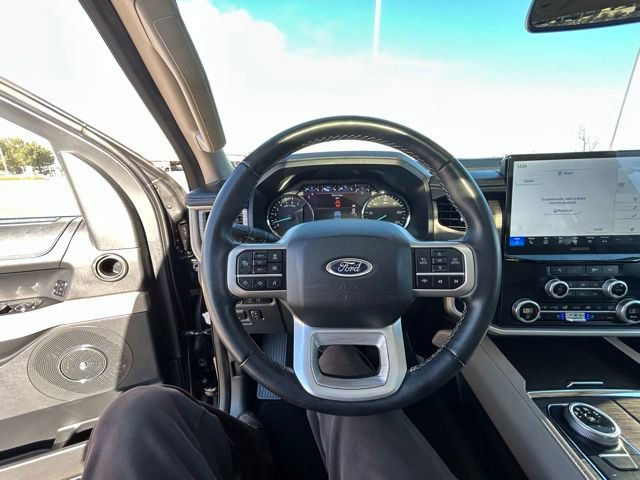 Used 2024 Ford Expedition Max Limited image 13
