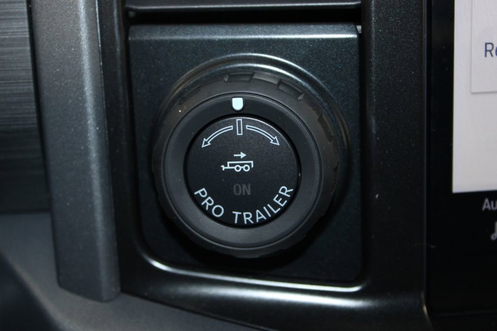 New 2026 Ford F150 XLT w/ Equipment Group 302A MID image 47