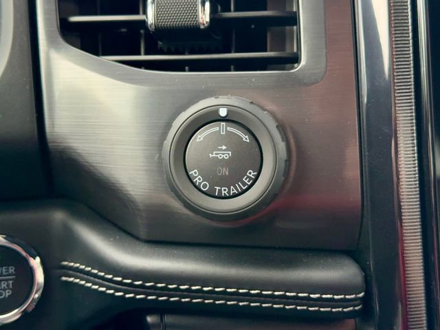 New 2025 Ford F150 Lightning Platinum image 26