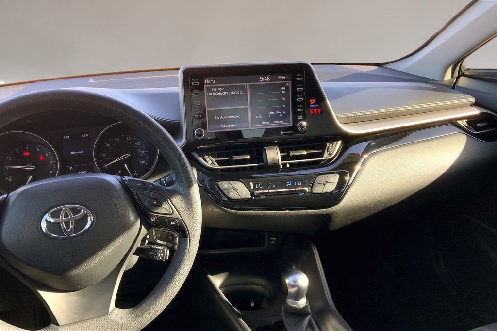 Used 2020 Toyota C-HR LE image 6