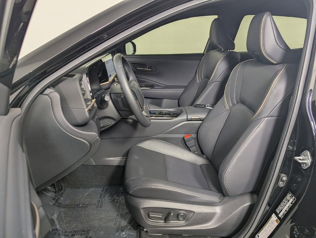 Used 2026 Toyota Crown XLE image 14