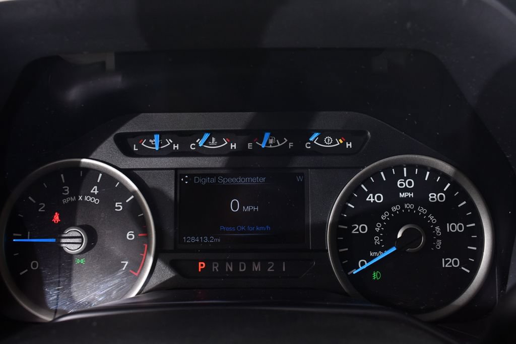 Used 2015 Ford F150 XLT w/ Equipment Group 302A Luxury AWD/4WD image 26