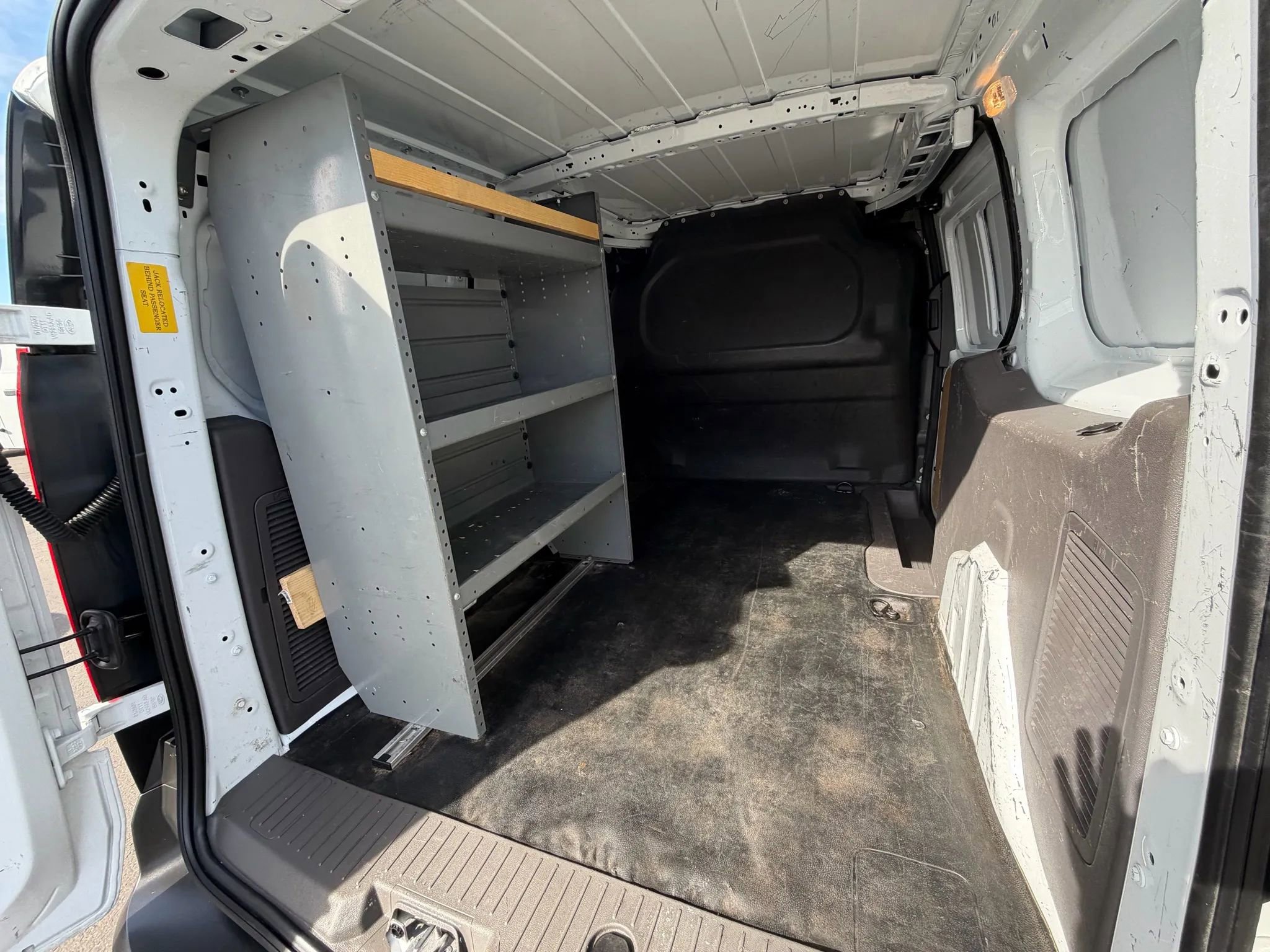 Used 2022 Ford Transit Connect XL image 14