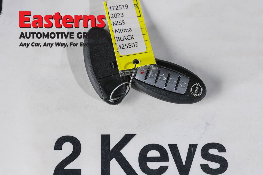 Used 2023 Nissan Altima 2.5 SV w/ SV Premium Package FWD image 25