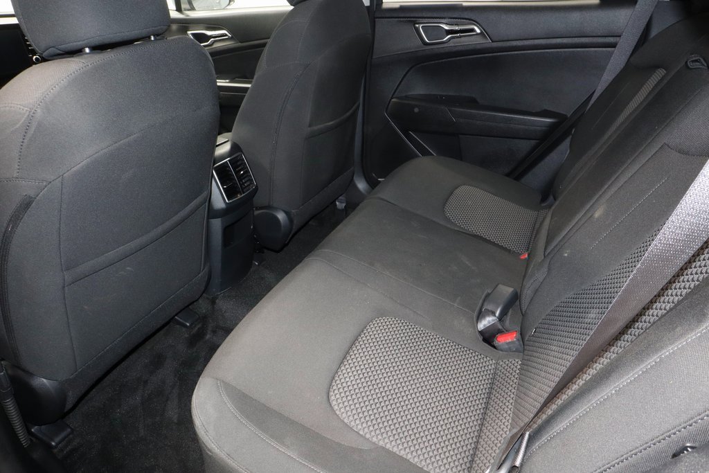 Used 2024 Kia Sportage LX image 21