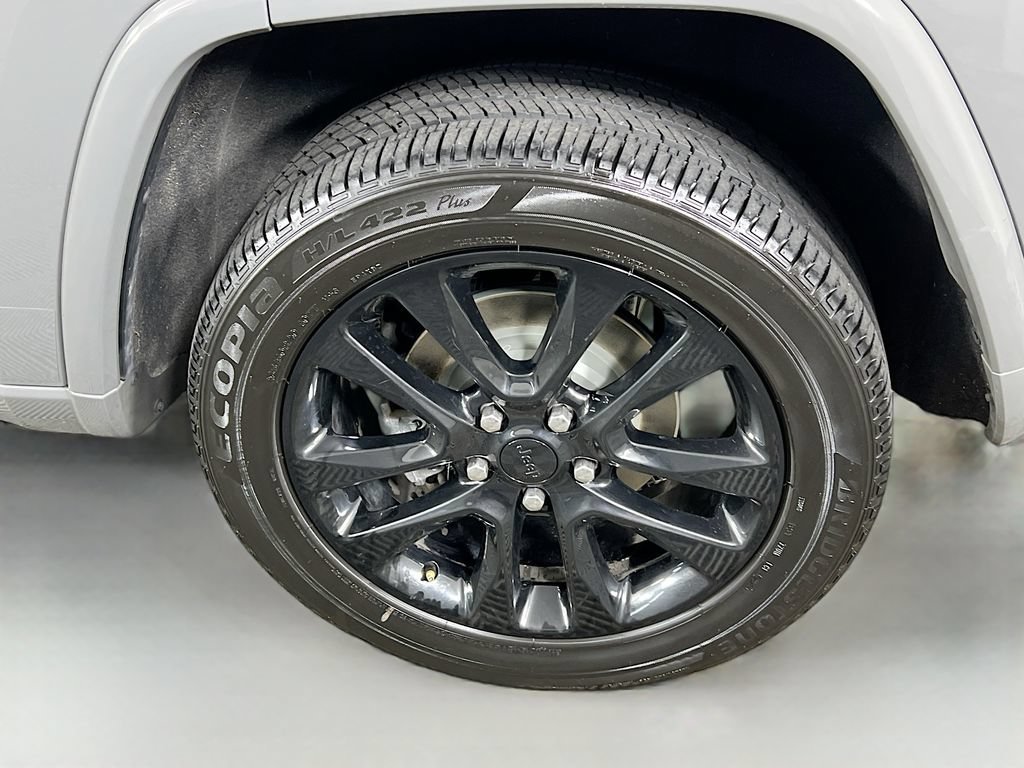 Used 2019 Jeep Grand Cherokee Altitude AWD/4WD image 35