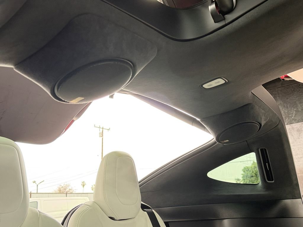 Used 2020 Tesla Model X Performance image 19