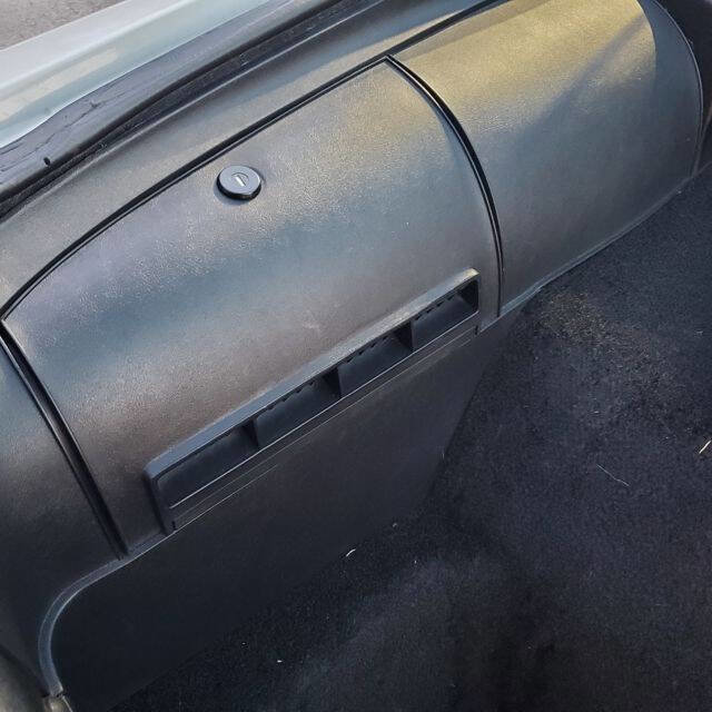 Used 1991 Pontiac Firebird Coupe image 31