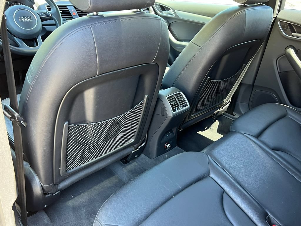 Used 2018 Audi Q3 2.0T Premium Plus w/ Premium Plus Package AWD/4WD image 32