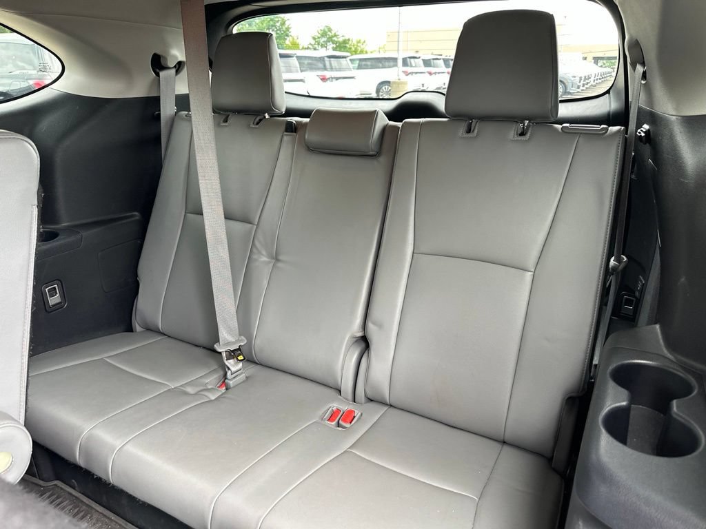 Used 2022 Toyota Highlander Limited AWD/4WD image 40