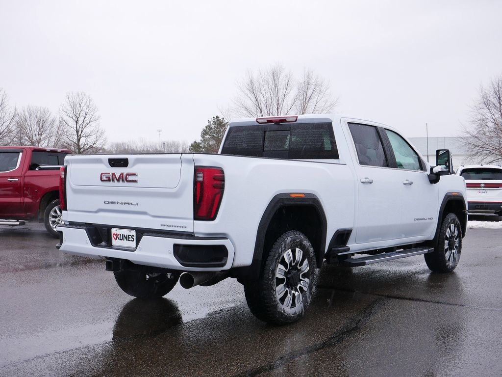 New 2026 GMC Sierra 3500 Denali w/ Denali Reserve Package AWD/4WD image 4