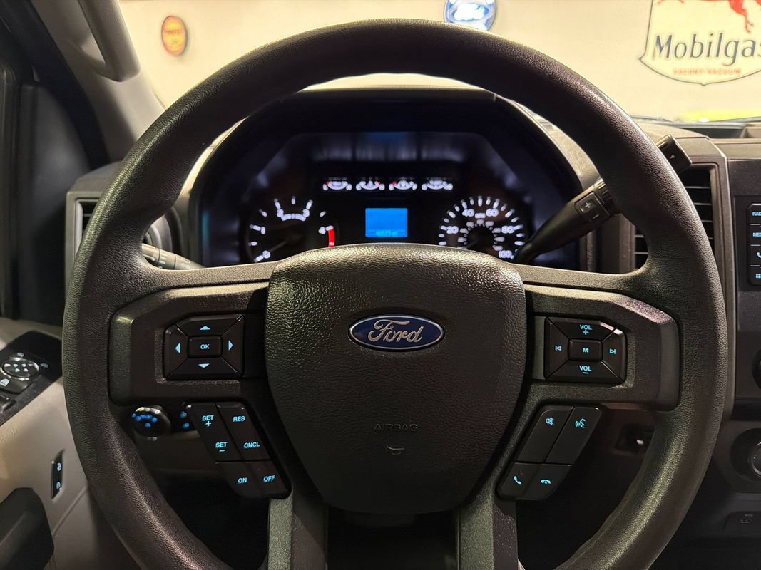 Used 2022 Ford F350 XL w/ Power Equipment Group AWD/4WD image 17