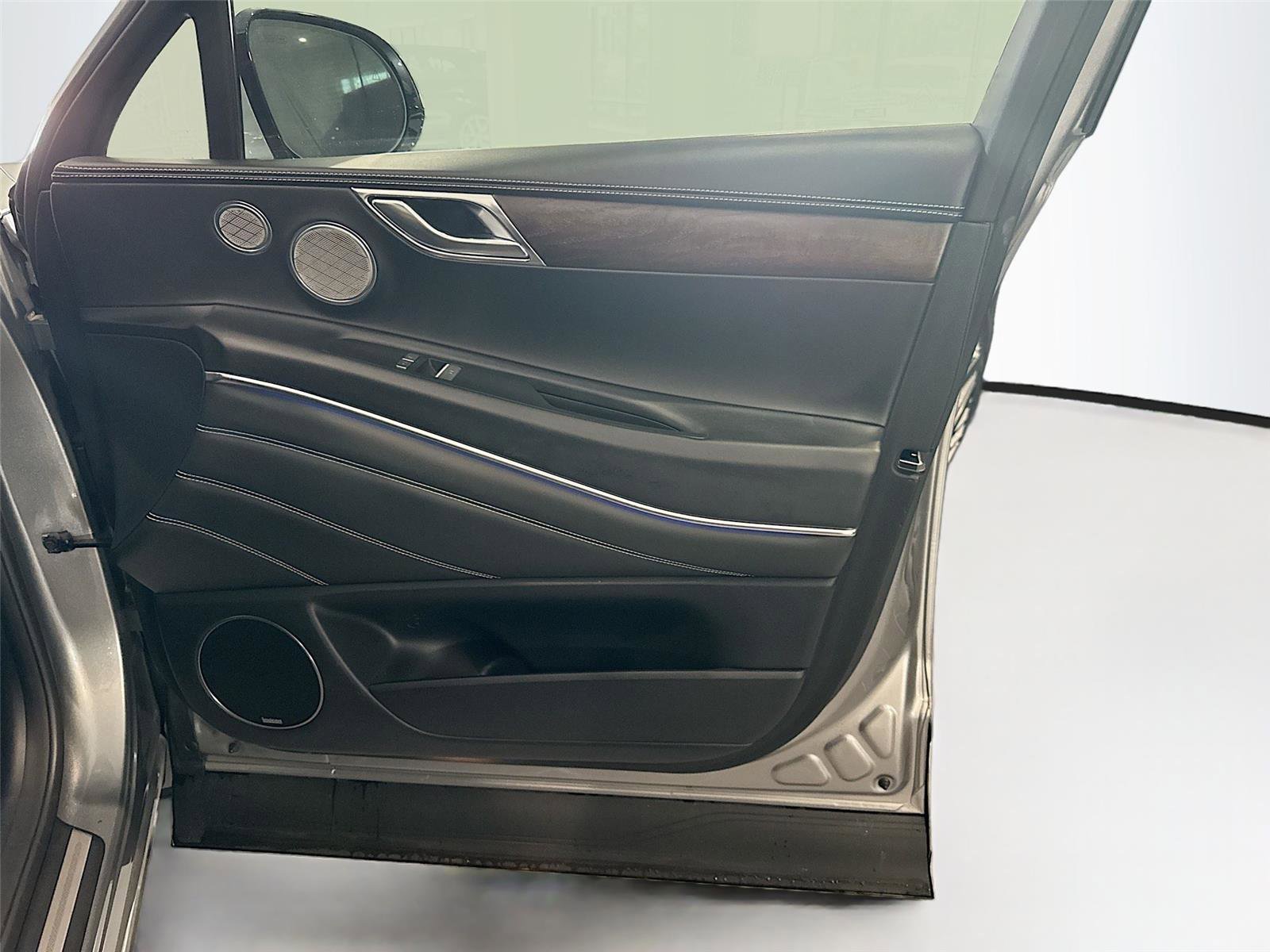 Used 2023 Genesis GV80 3.5T w/ Prestige Package image 14