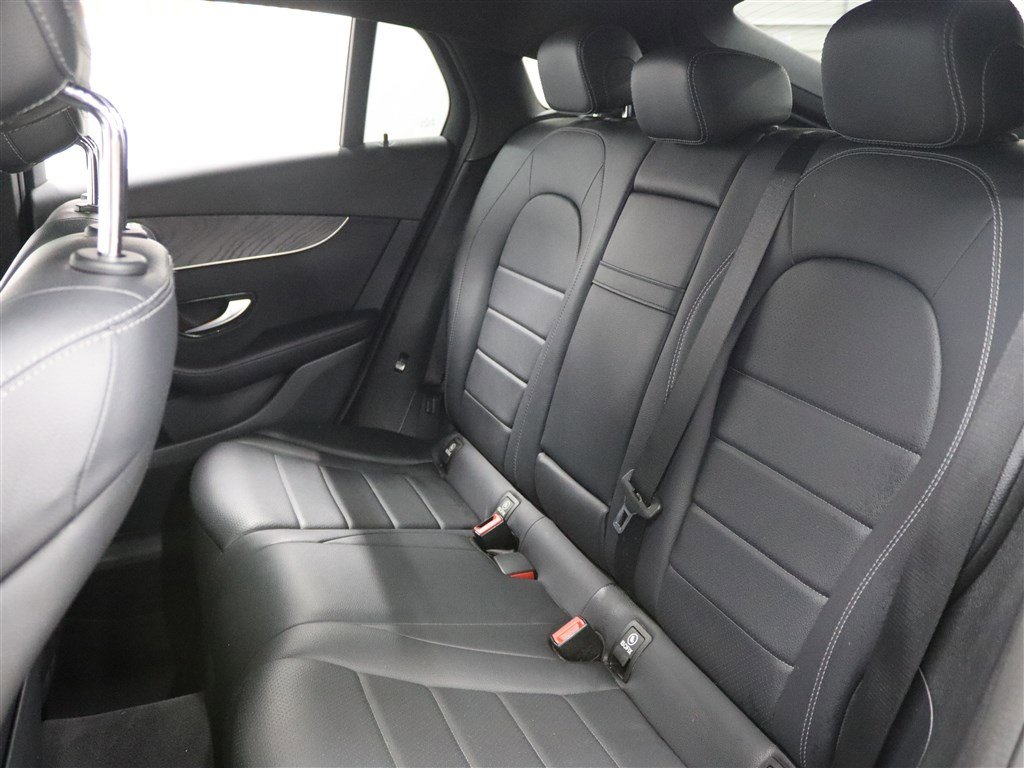 Used 2018 Mercedes-Benz GLC 300 4MATIC Coupe image 13