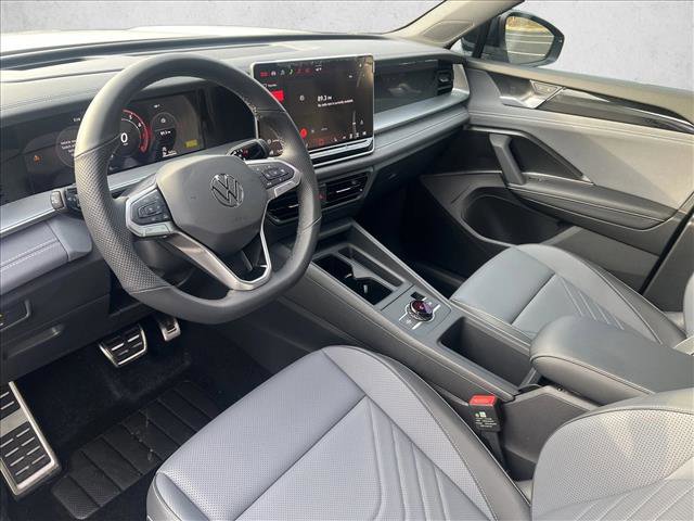 New 2026 Volkswagen Tiguan SE R-Line image 10