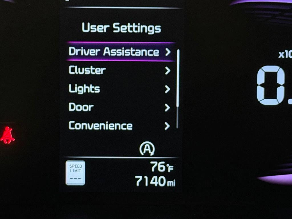 Used 2025 Kia Soul LX w/ LX Technology Package FWD image 16