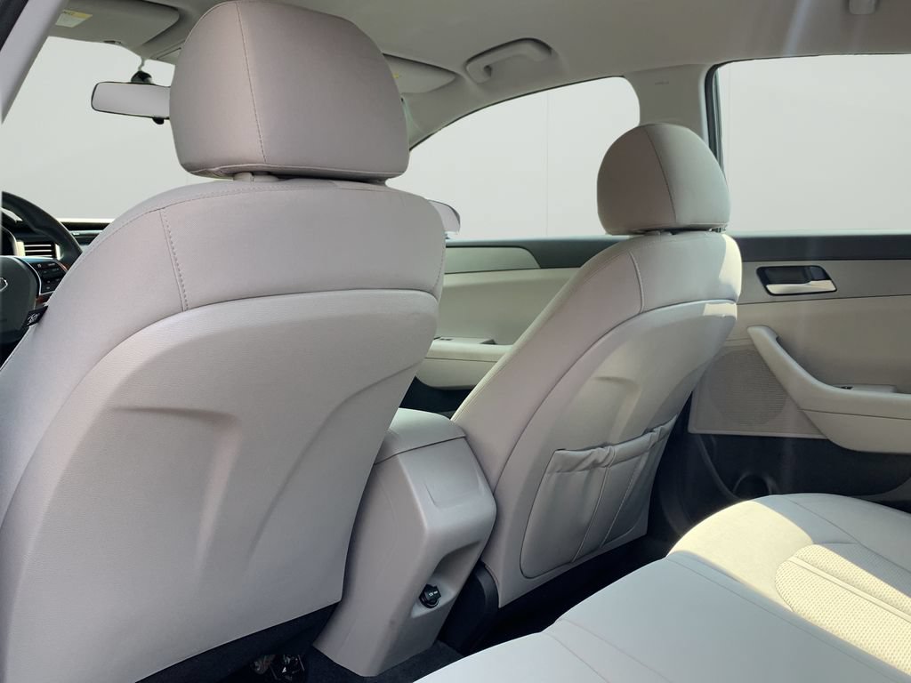 Used 2018 Hyundai Sonata SE FWD image 17