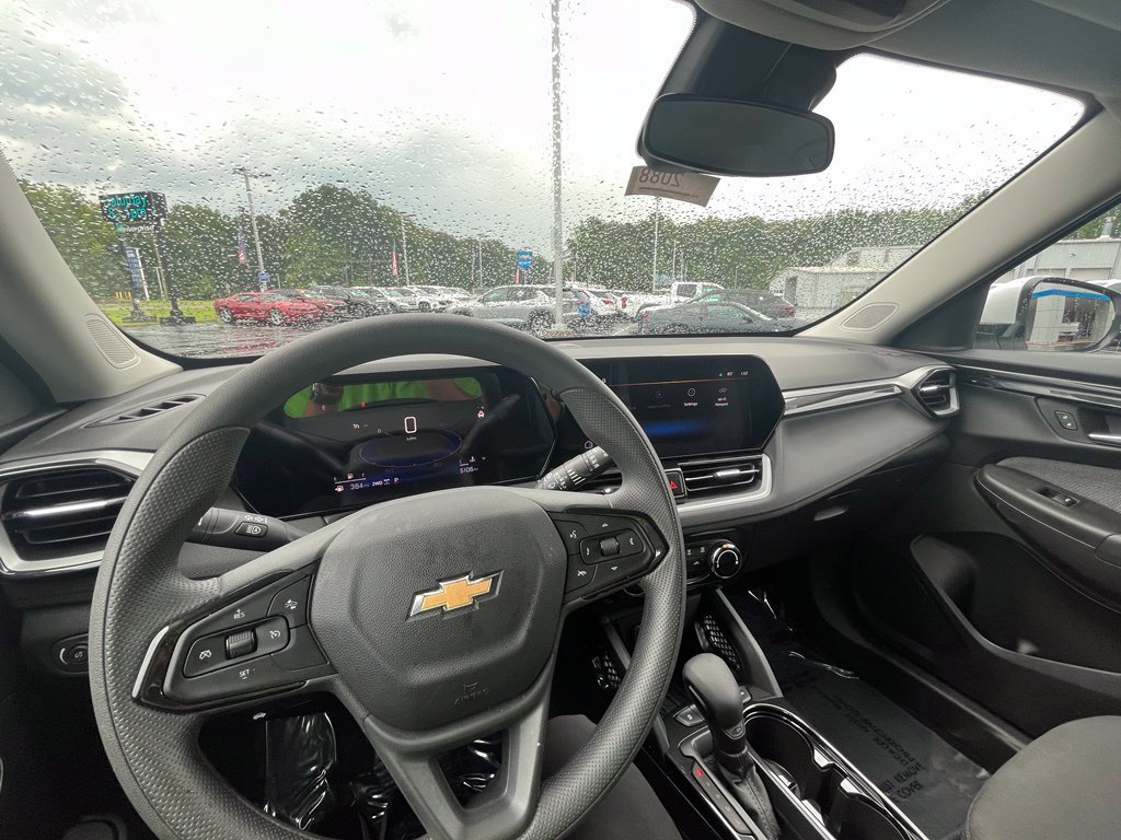 New 2026 Chevrolet TrailBlazer LT w/ Driver Confidence Package AWD/4WD image 17